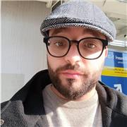 Sono Agostino Ferrante e sono laureato in scienze storiche, disponibilità per tutte le classi, dalle elementari all'università